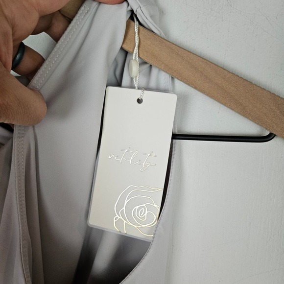 NEW Vitality Balance Athletica Allora Bodysuit XXL Grey High Neck NWT - Picture 3 of 9